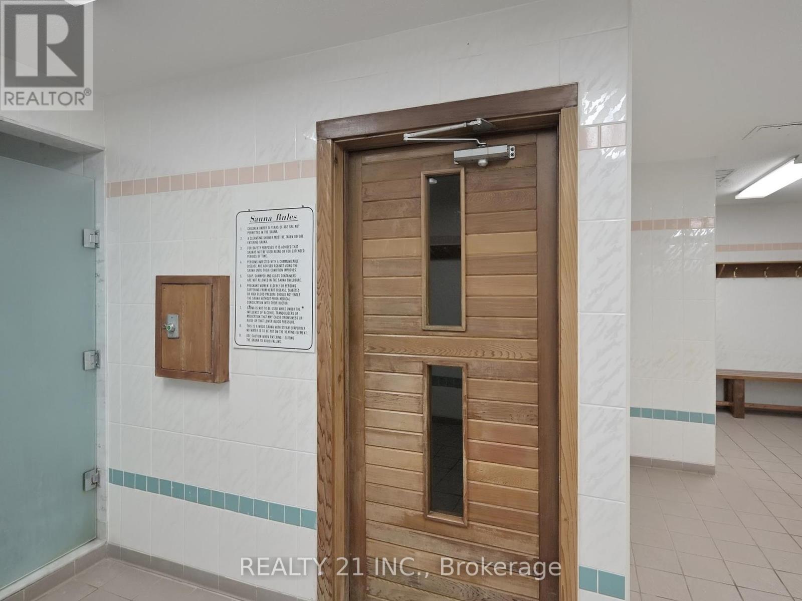 Photo 35 of 488 1 Greystone Walk Drive, Toronto ON