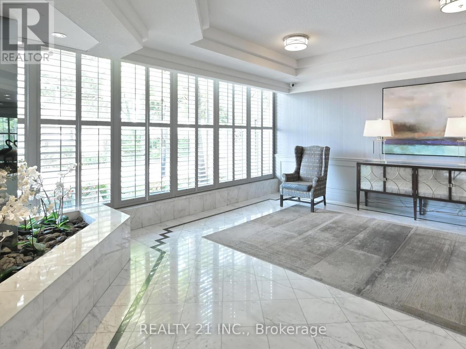 Photo 5 of 488 1 Greystone Walk Drive, Toronto ON