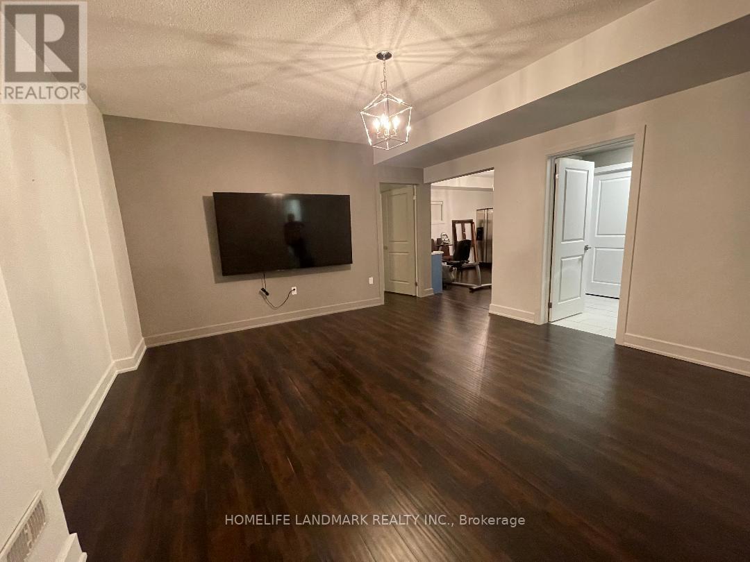 Photo 4 of Basement Apt 8 Kent Matthew Street, Richmond Hill ON