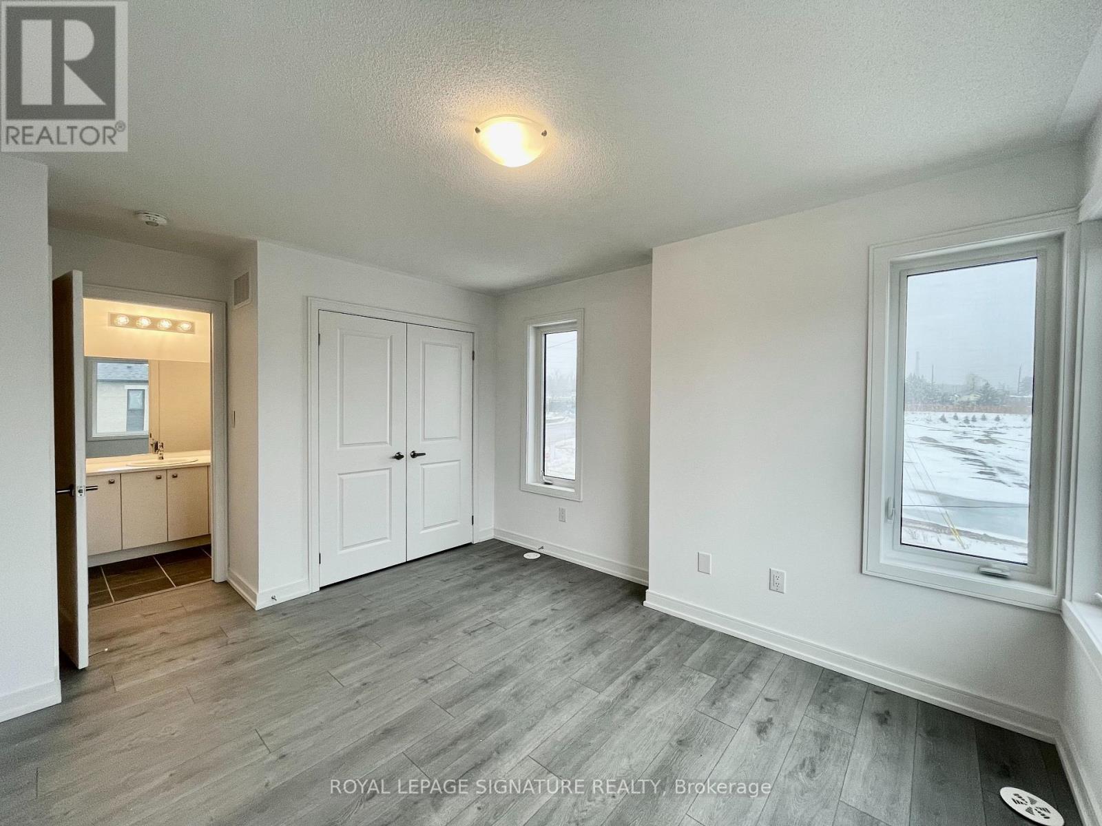 Photo 12 of 3 129 Appletree Lane, Barrie ON