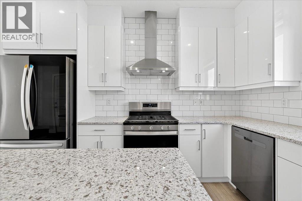 Photo 5 of 198 Ambleton Drive Nw, Calgary AB