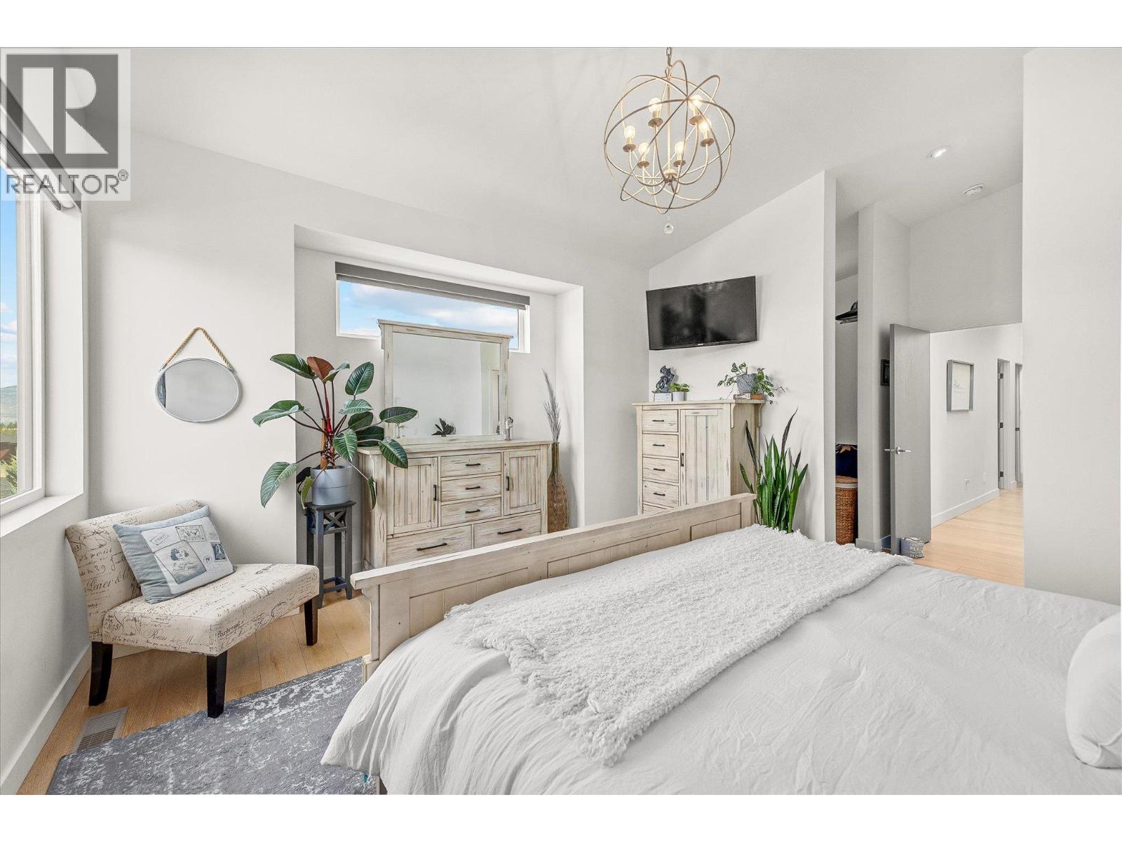  5077 Twinflower Crescent, Kelowna
