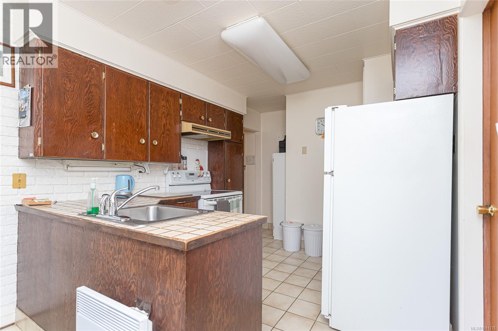 9992 Daniel St, Chemainus