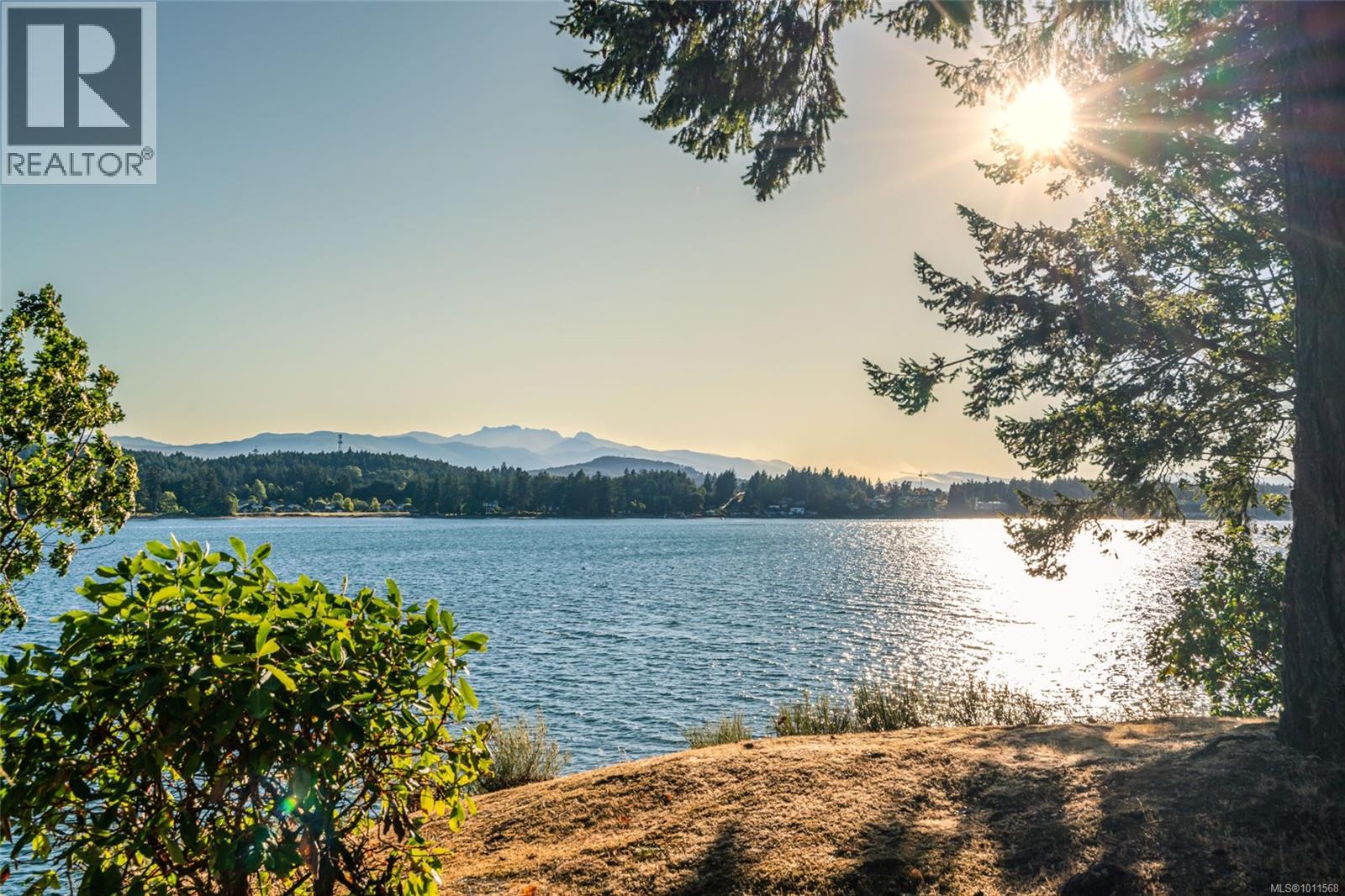 Photo 1 of 1419 Madrona Dr, Nanoose Bay BC