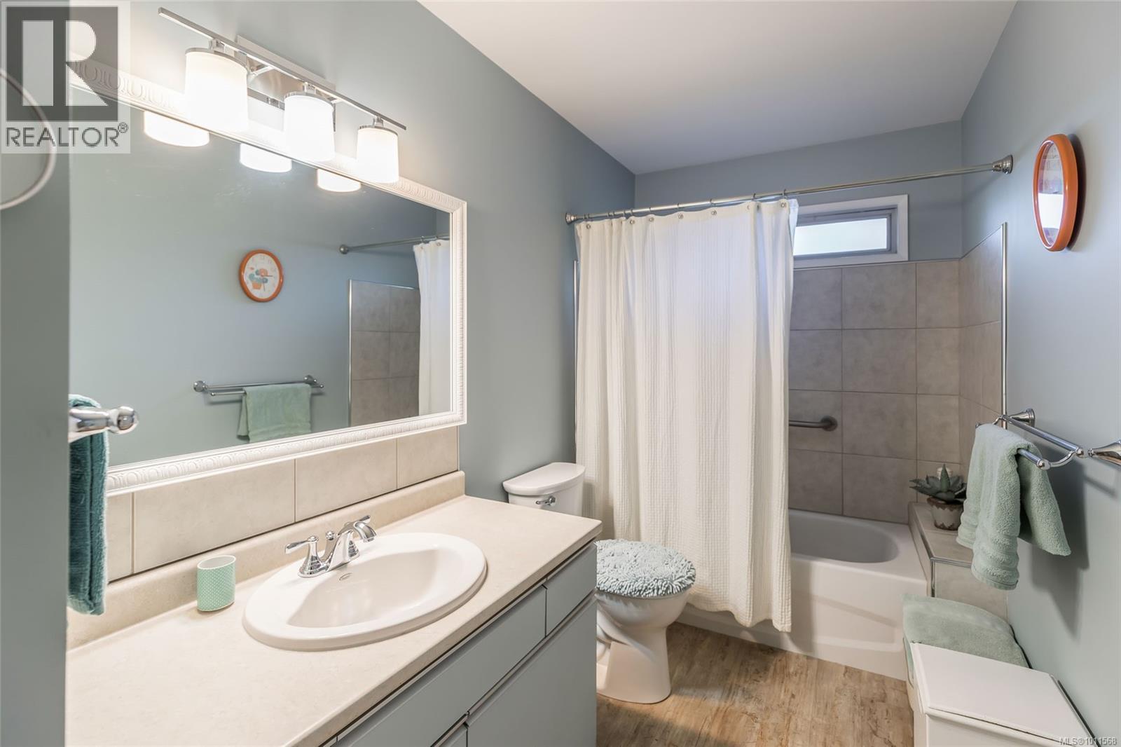 Photo 11 of 1419 Madrona Dr, Nanoose Bay BC