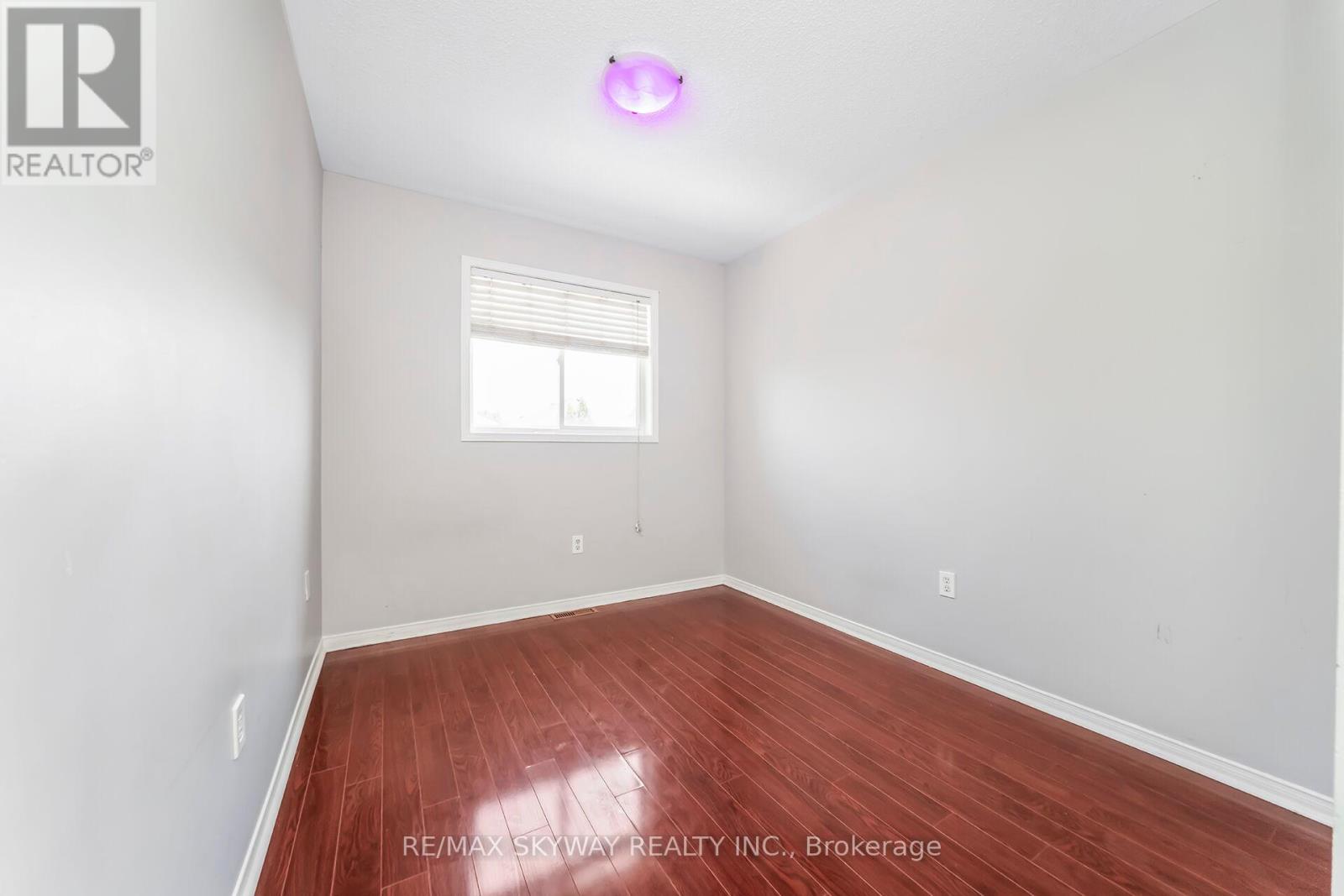 Photo 23 of 13 Ozner Court, Brampton ON
