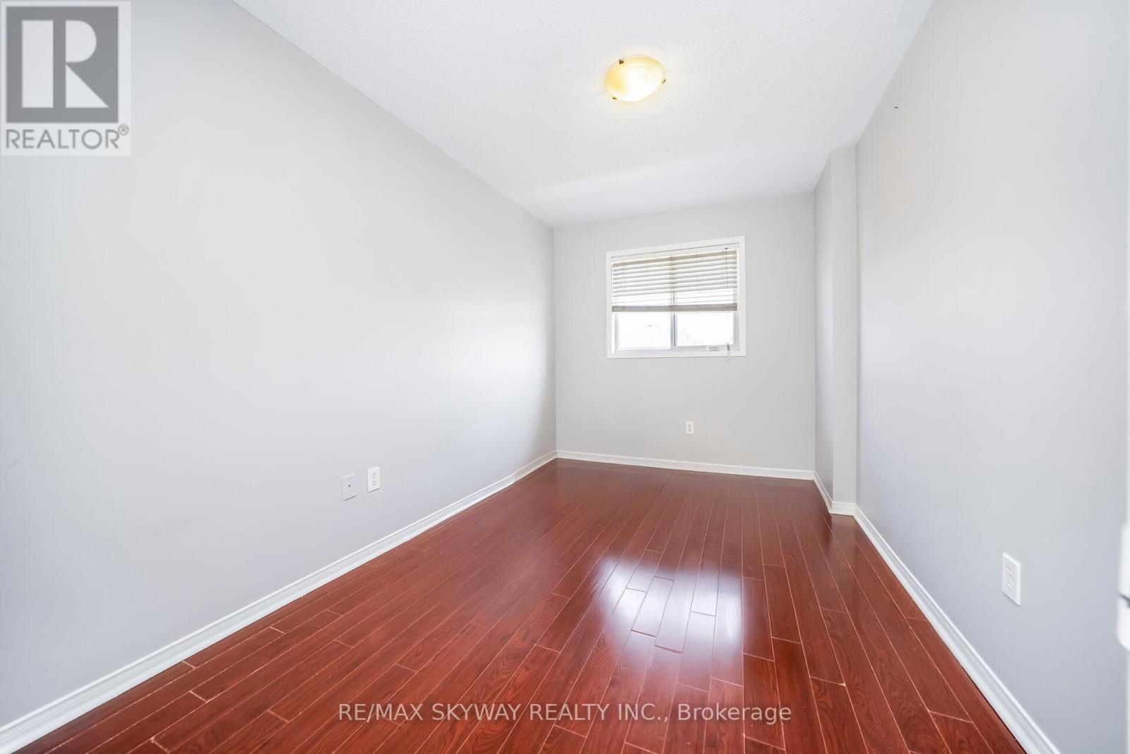 Photo 25 of 13 Ozner Court, Brampton ON