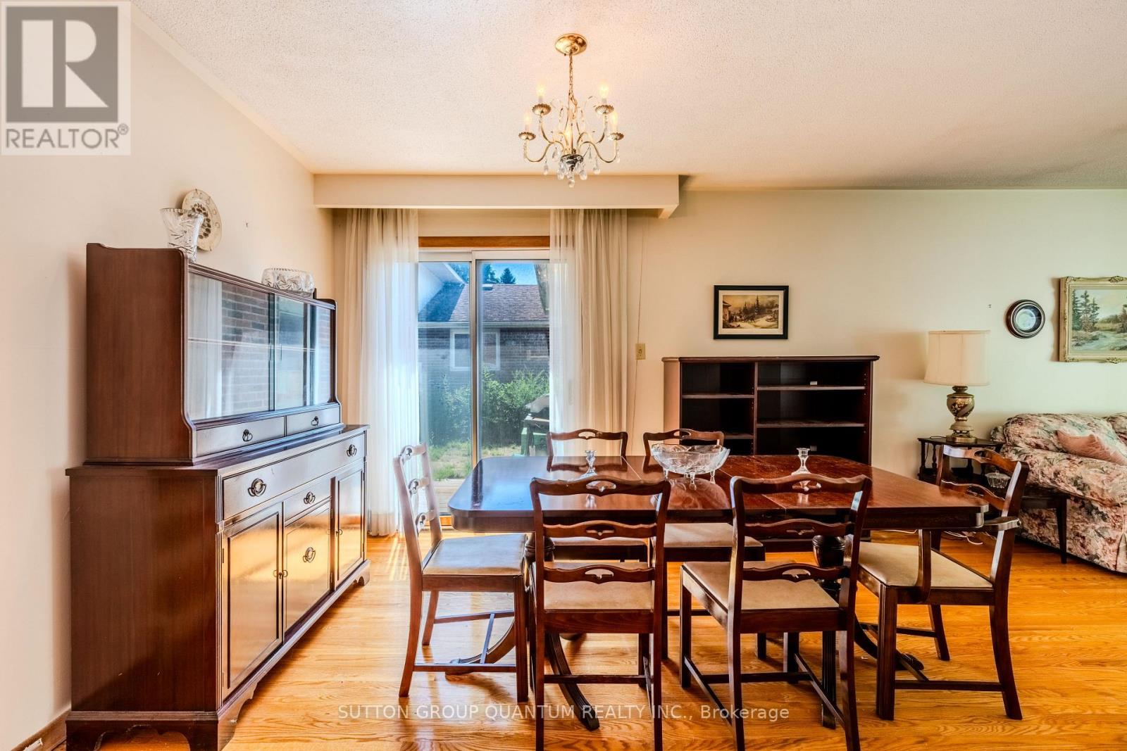Photo 14 of 1798 Medallion Court, Mississauga ON