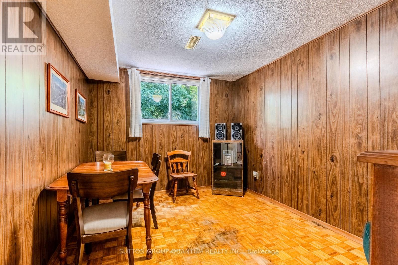 Photo 30 of 1798 Medallion Court, Mississauga ON