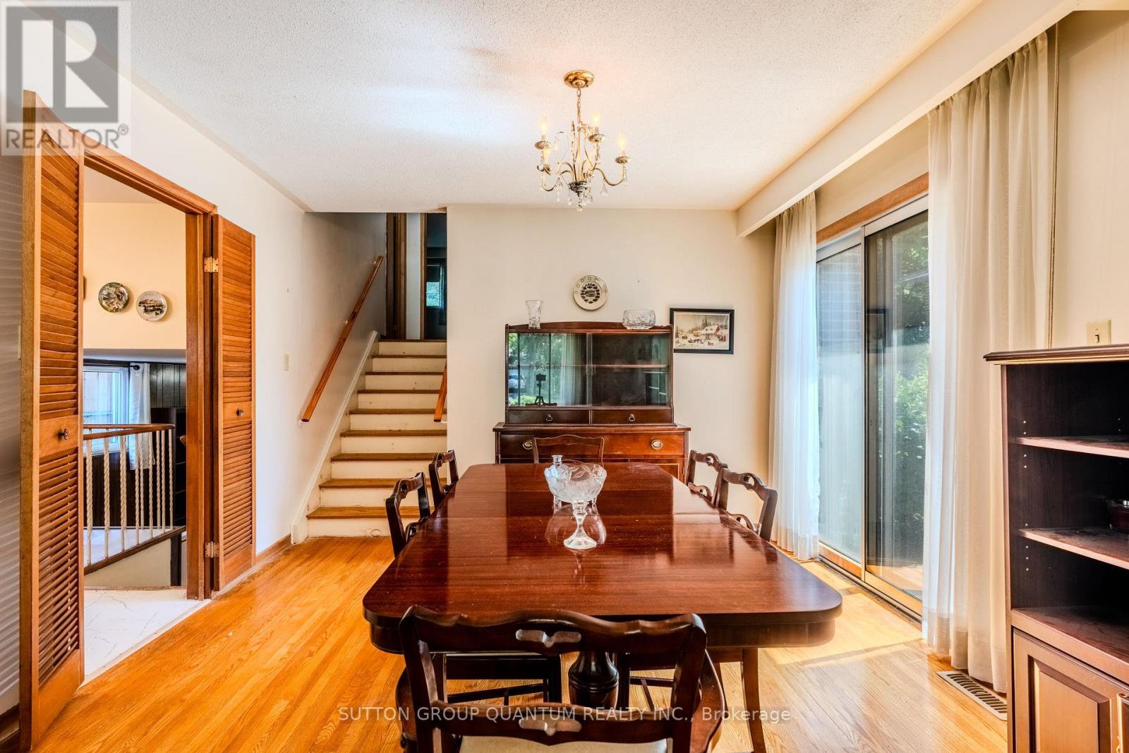 Photo 22 of 1798 Medallion Court, Mississauga ON