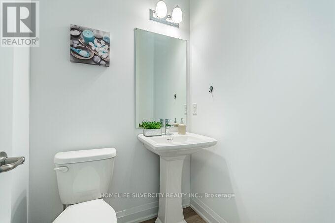 Photo 26 of 11 Holder Drive, Brantford ON
