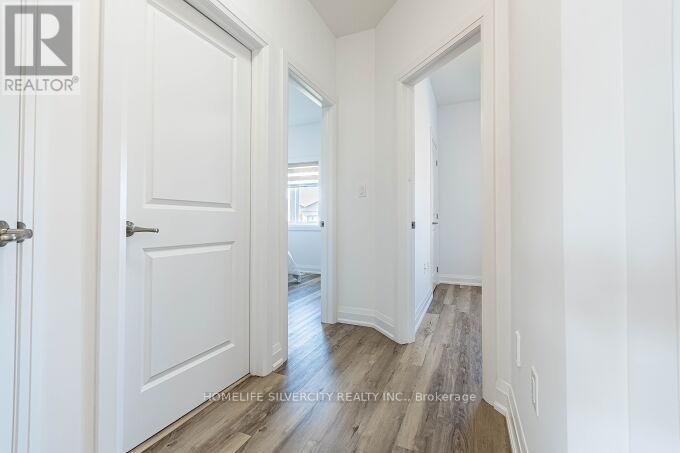 Photo 21 of 11 Holder Drive, Brantford ON
