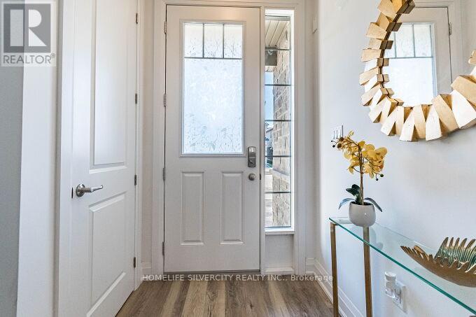 Photo 43 of 11 Holder Drive, Brantford ON
