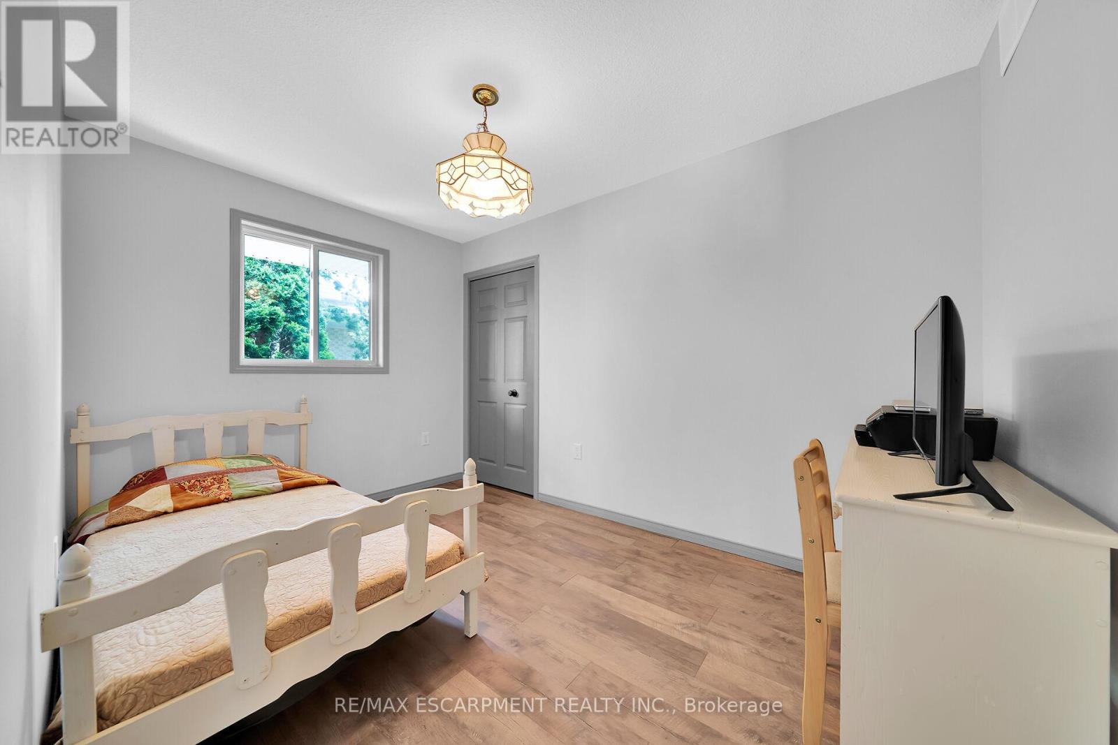 Photo 18 of 67 Jeremy Street, Hamilton ON