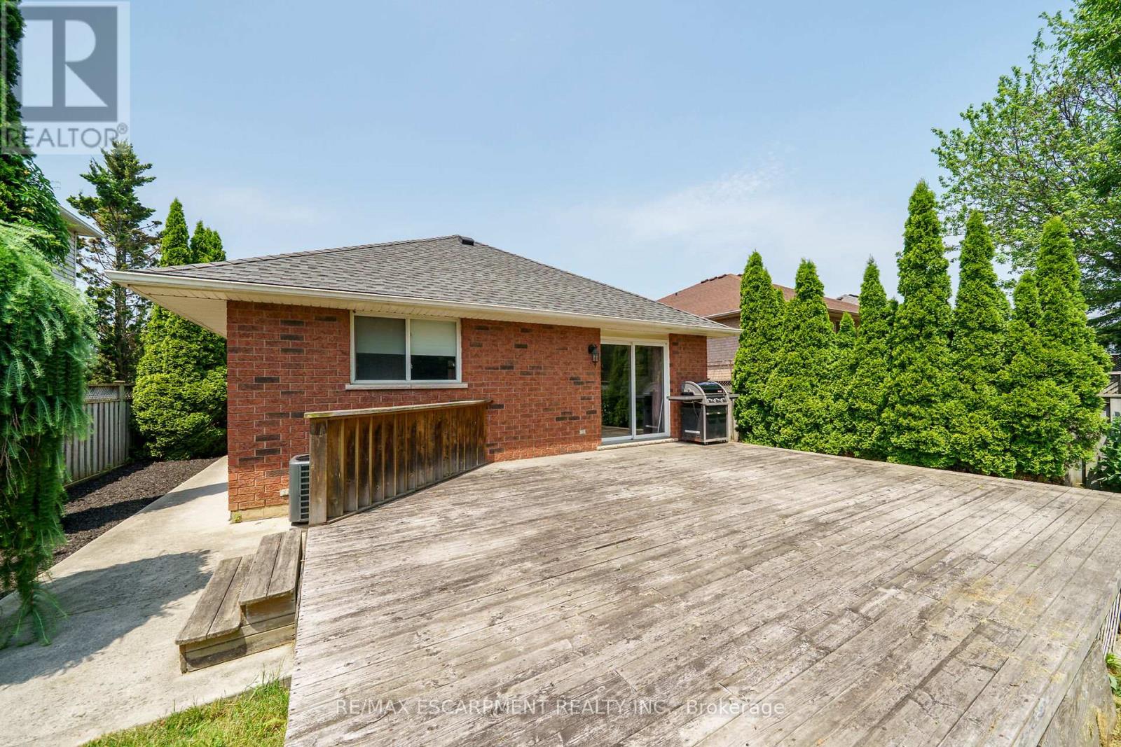 Photo 33 of 67 Jeremy Street, Hamilton ON