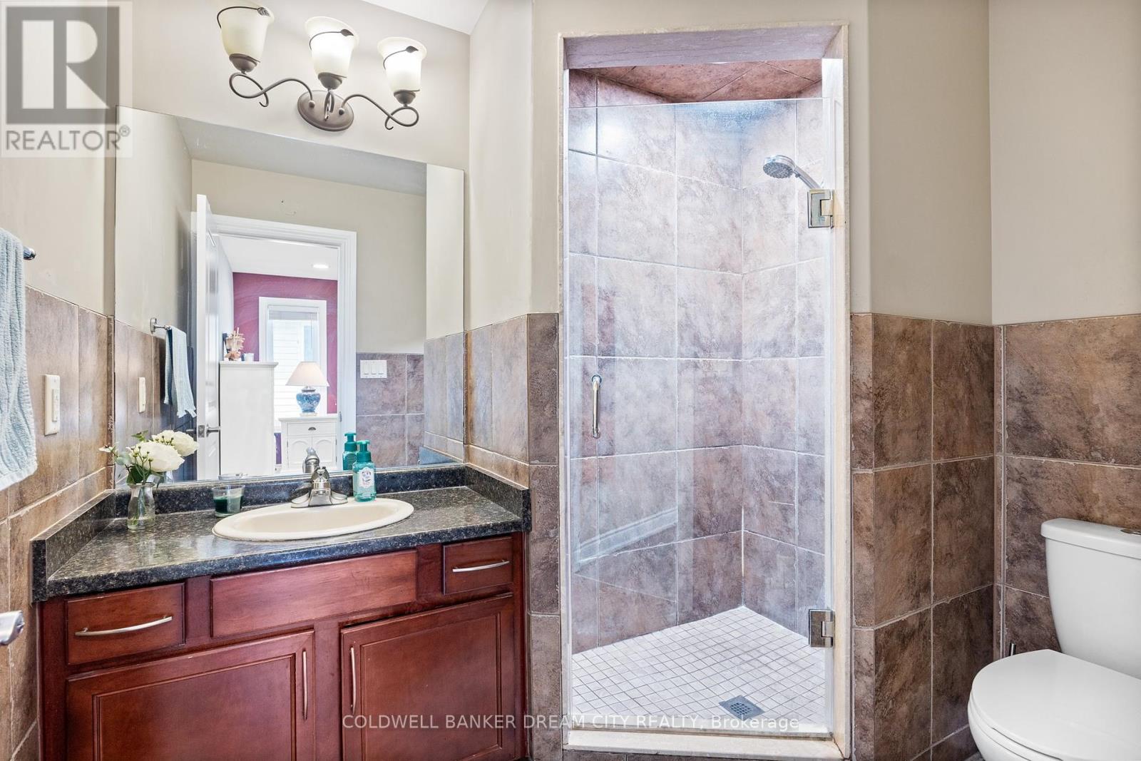 Photo 13 of 239 Branton Crescent, Windsor ON