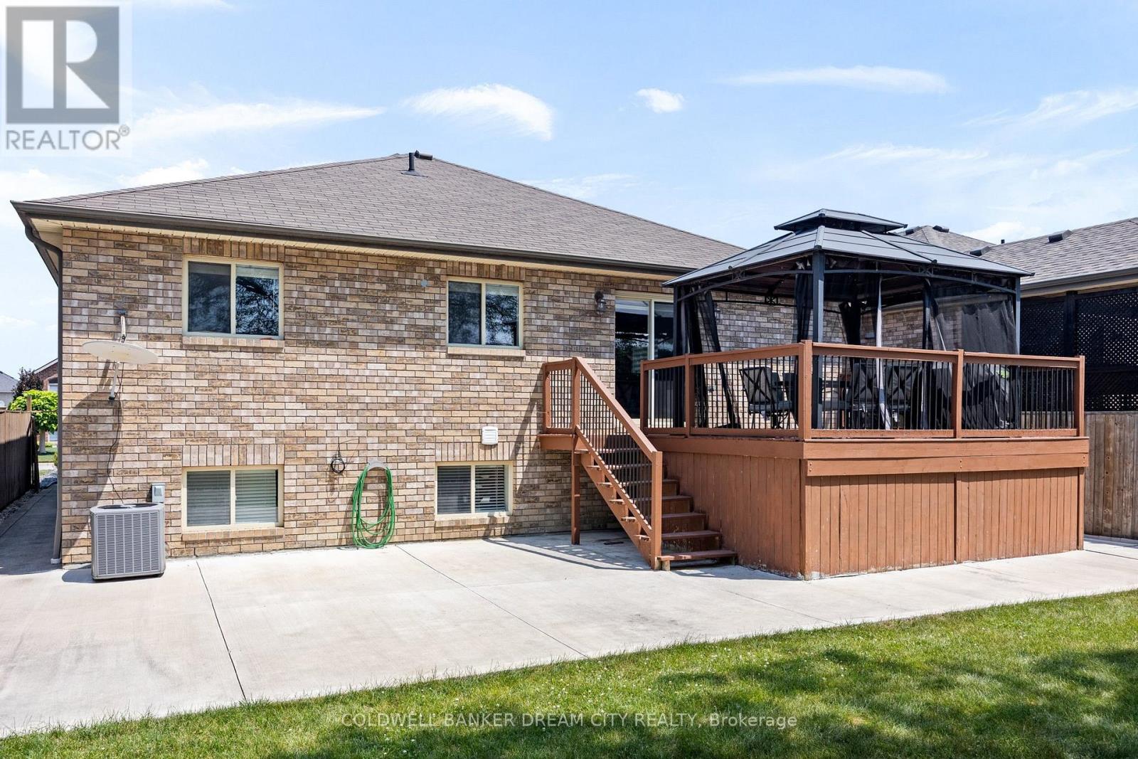 Photo 23 of 239 Branton Crescent, Windsor ON