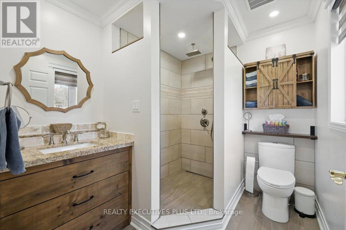 Photo 42 of 2935 Baseline Road, Clarencerockland ON
