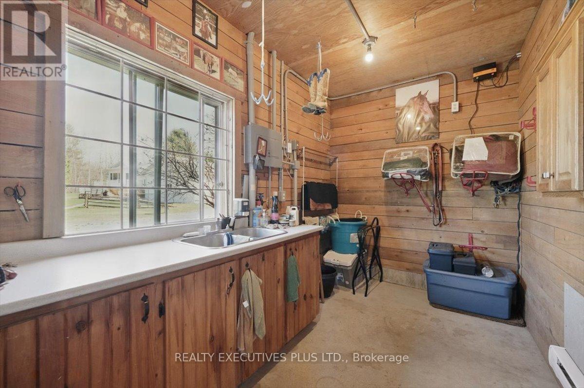 Photo 23 of 2935 Baseline Road, Clarencerockland ON