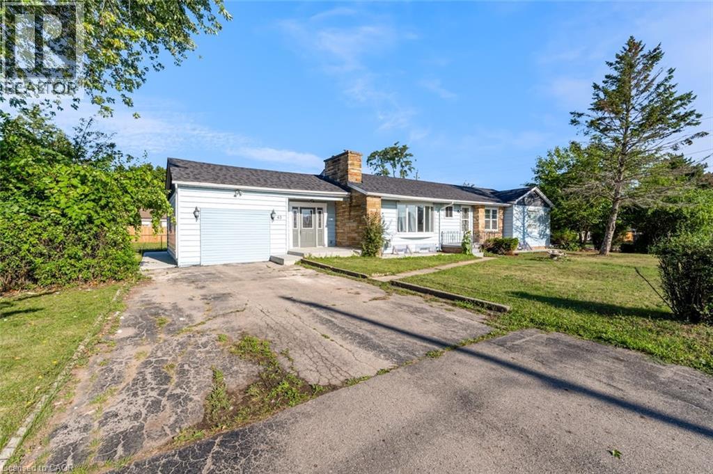 Photo 4 of 43 Norwich Road Unit 4, Stoney Creek ON