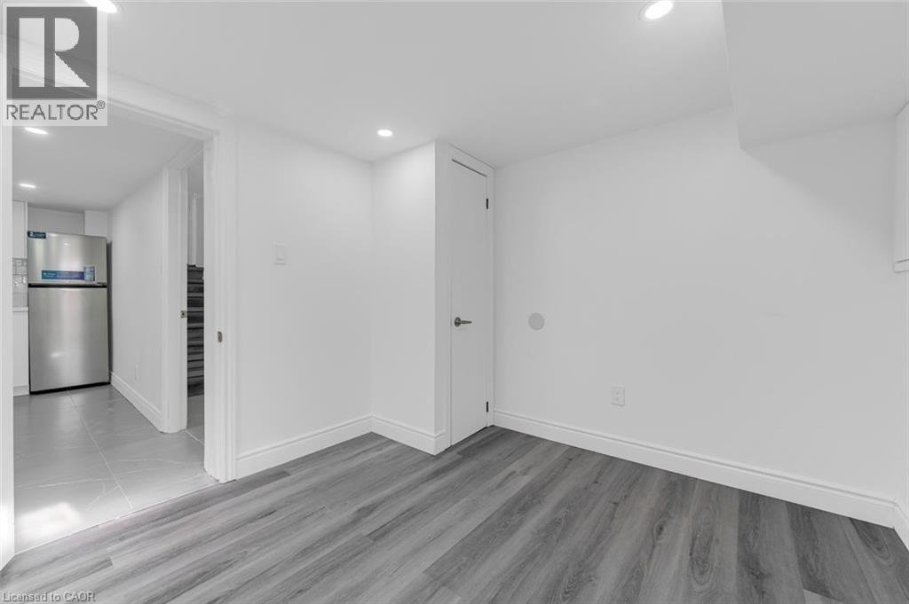 Photo 3 of 43 Norwich Road Unit 4, Stoney Creek ON