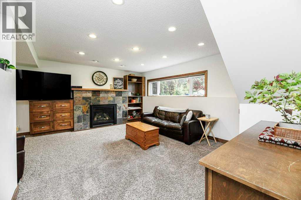 Photo 13 of 3528 44 A Avenue, Red Deer AB