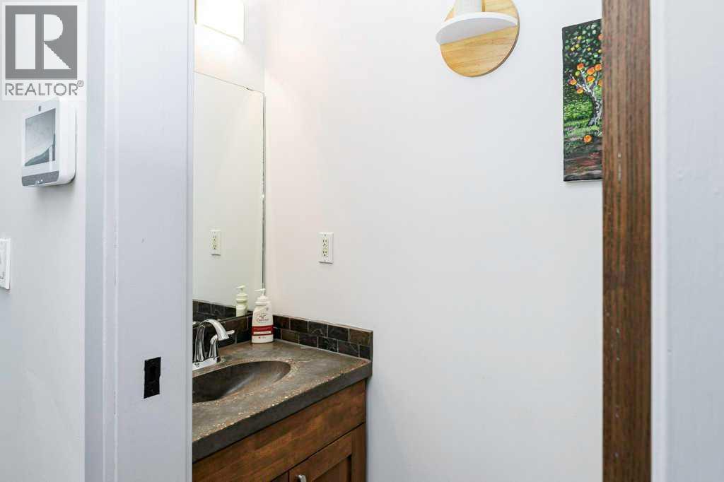 Photo 15 of 3528 44 A Avenue, Red Deer AB