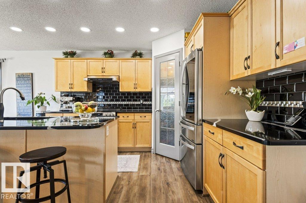 Photo 6 of 16820 57 St Nw, Edmonton AB