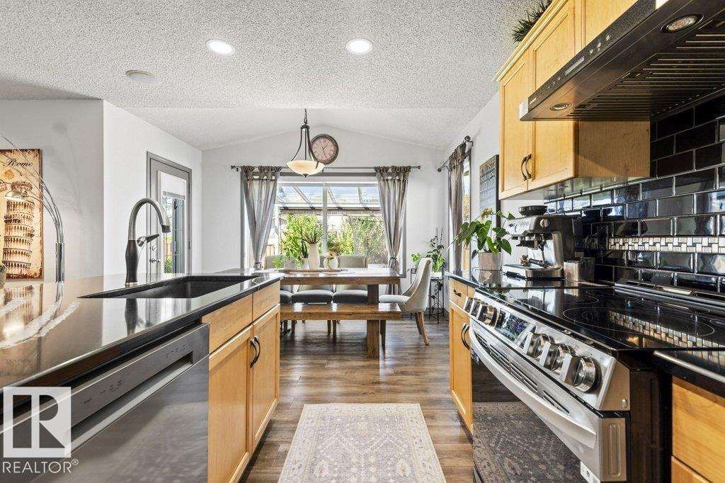 Photo 50 of 16820 57 St Nw, Edmonton AB