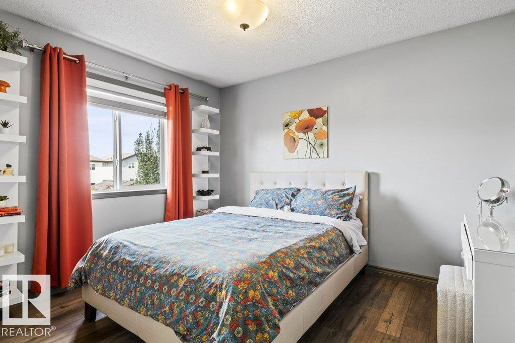 Photo 11 of 16820 57 St Nw, Edmonton AB