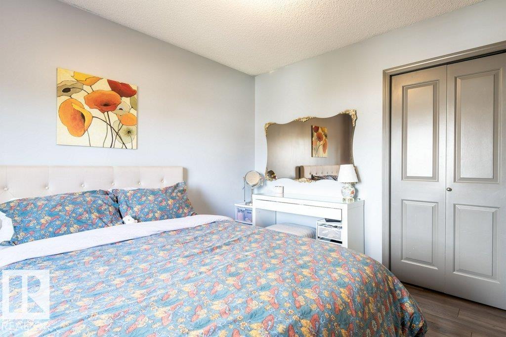 Photo 32 of 16820 57 St Nw, Edmonton AB