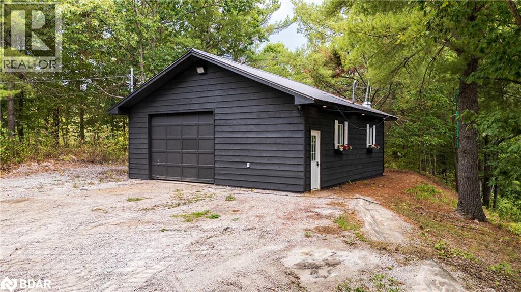 Photo 3 of 3193 Muskoka Street, Severn ON