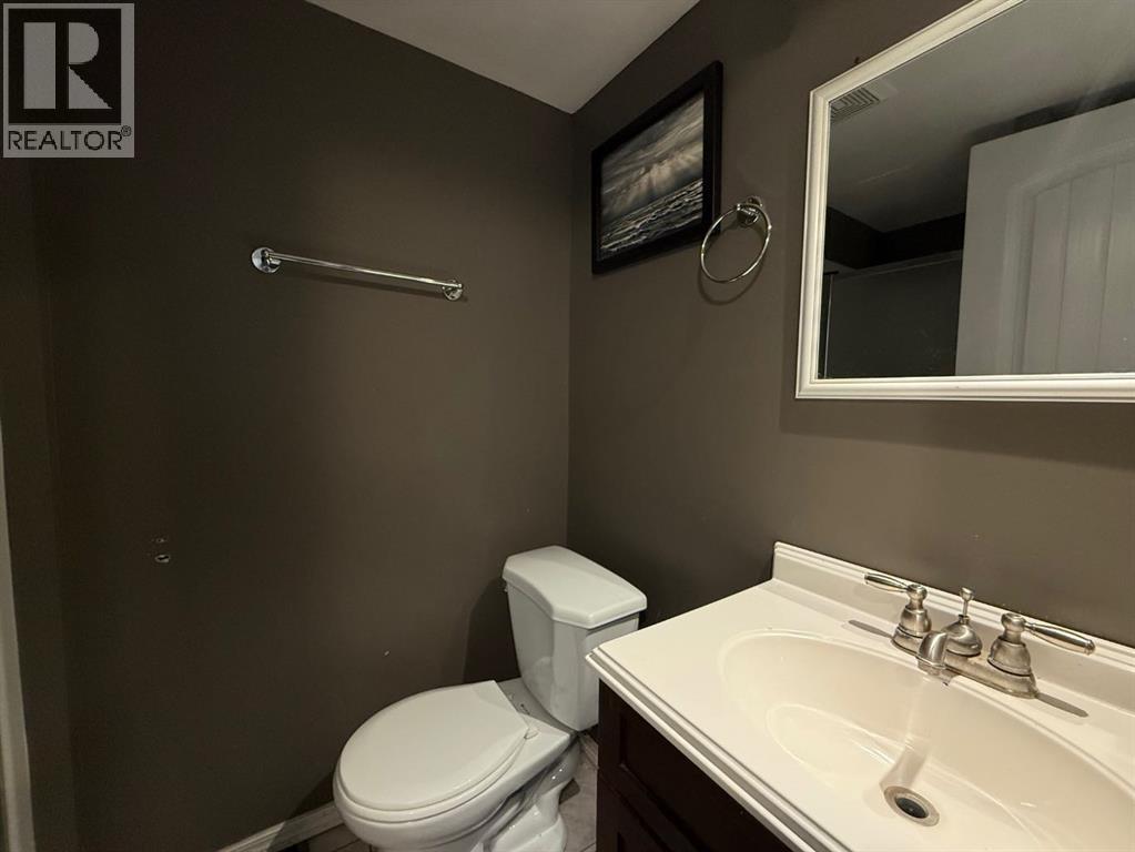 Photo 5 of 2914 56 Avenue, Lloydminster AB