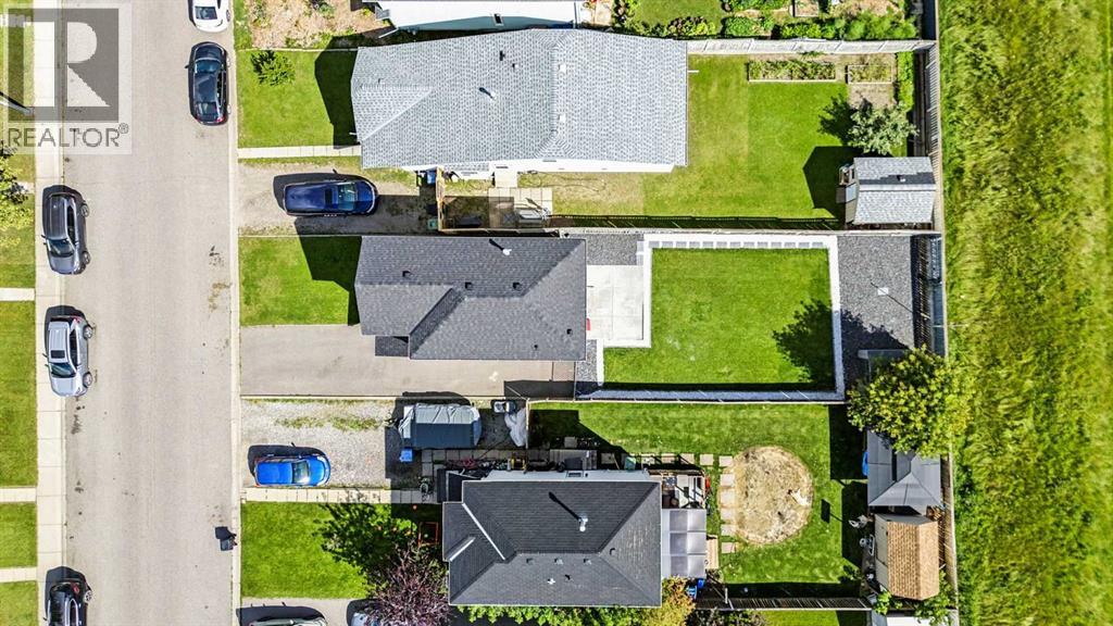 Single Family House for Sale in  Erin Road  SE Erin Woods Calgary 