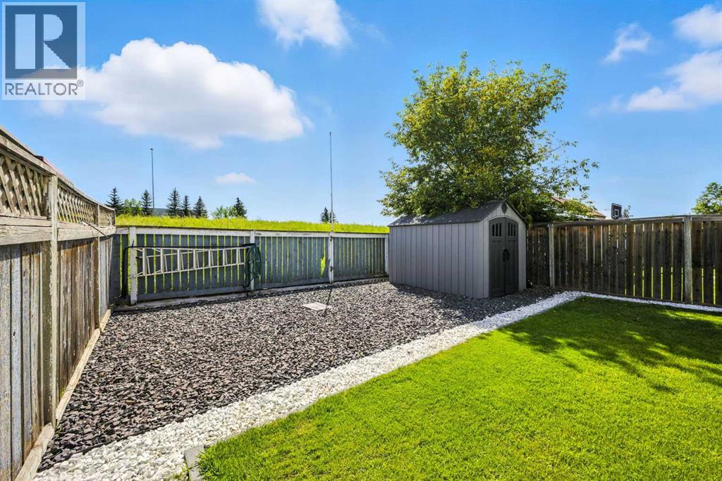 Single Family House for Sale in  Erin Road  SE Erin Woods Calgary 
