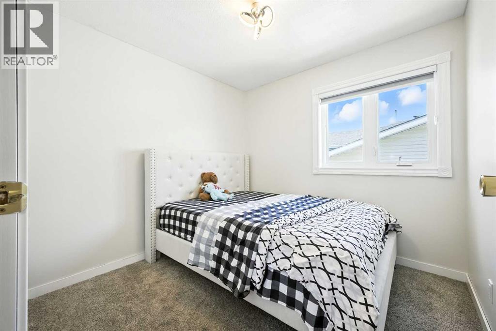 Single Family House for Sale in  Erin Road  SE Erin Woods Calgary 
