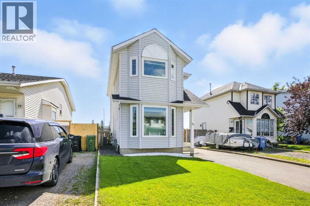 Single Family House for Sale in  Erin Road  SE Erin Woods Calgary 