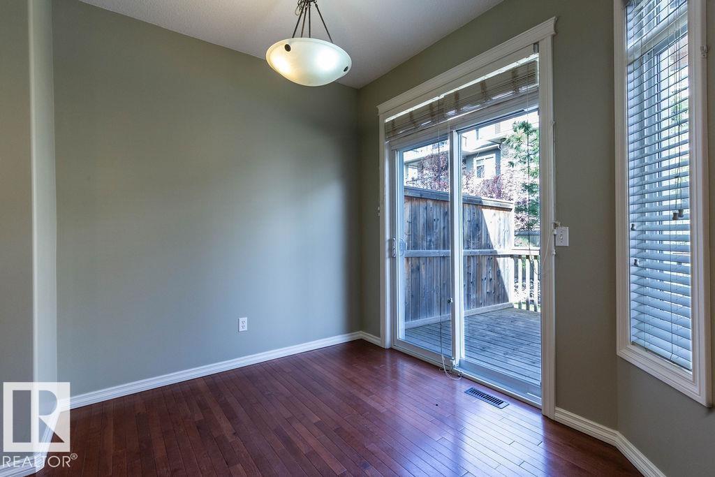 Photo 15 of 11546 11 Av Sw, Edmonton AB