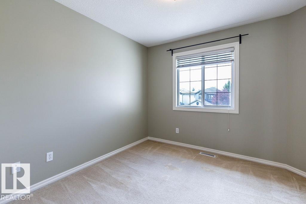 Photo 13 of 11546 11 Av Sw, Edmonton AB