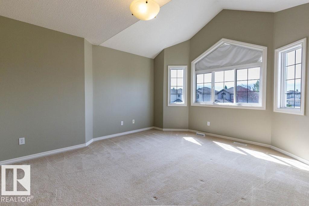 Photo 17 of 11546 11 Av Sw, Edmonton AB