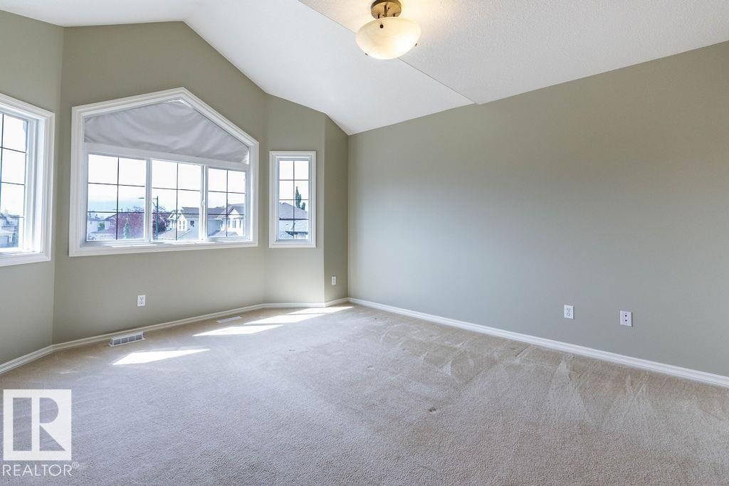 Photo 23 of 11546 11 Av Sw, Edmonton AB
