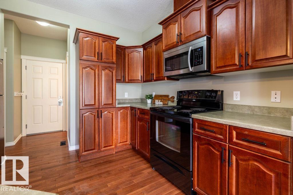 Photo 14 of 11546 11 Av Sw, Edmonton AB
