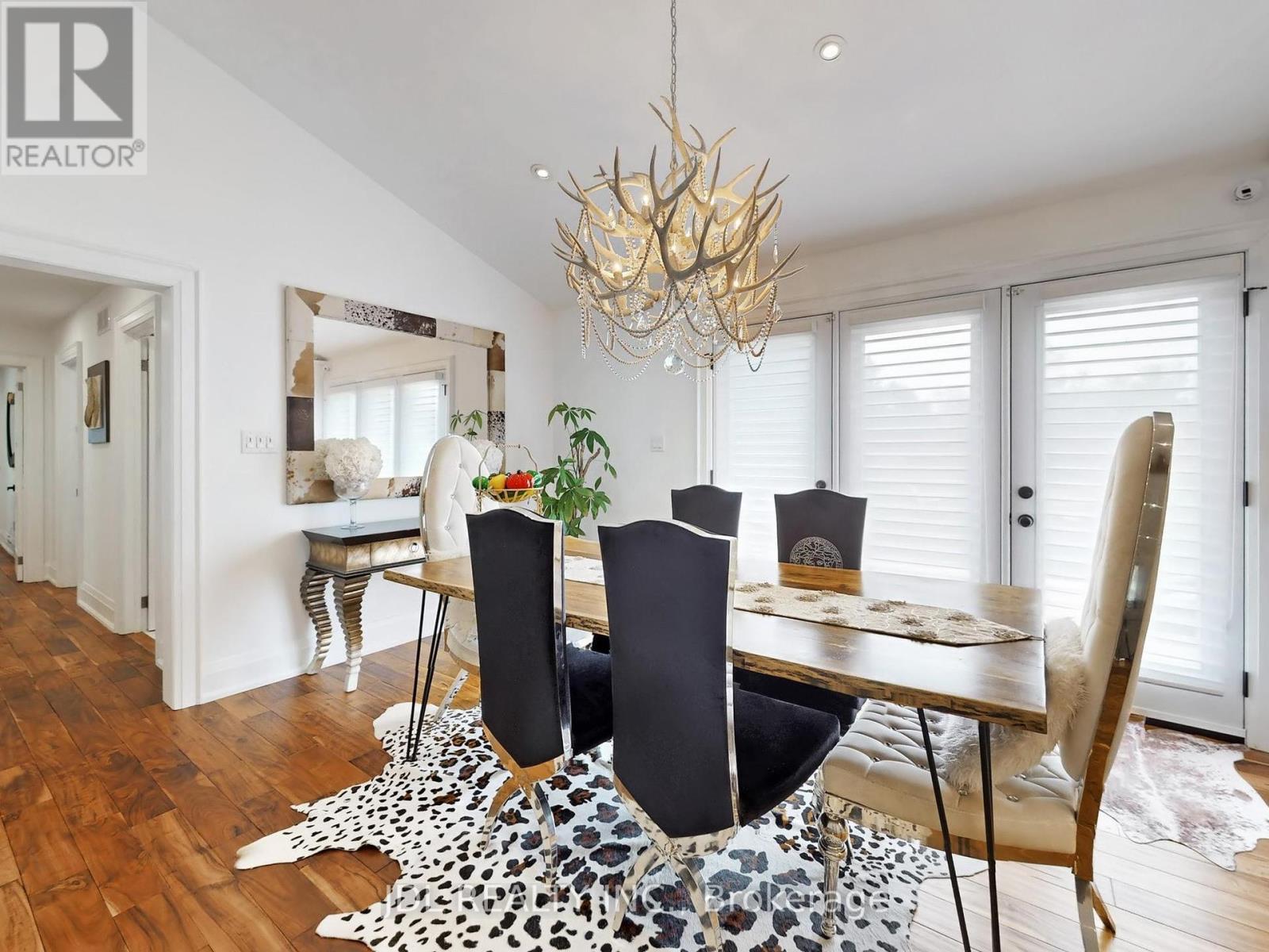 Photo 13 of 11 Hedge Road, Georgina ON