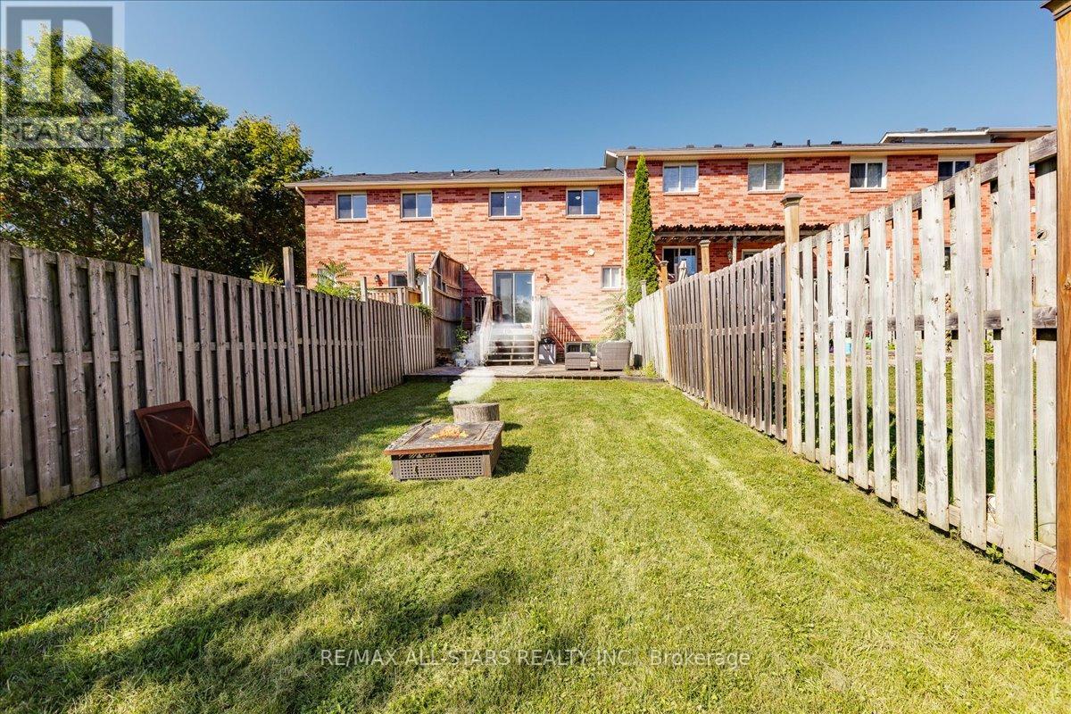 Photo 22 of 3 Hattie Court, Georgina ON