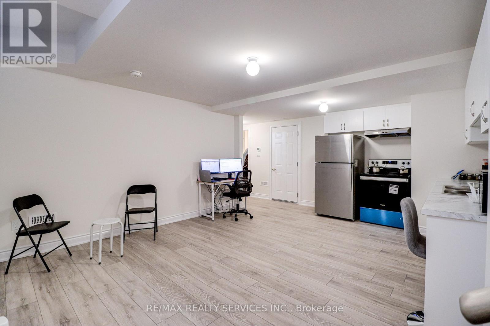 Photo 3 of Lower Level 106 Nottingham Road, Barrie ON