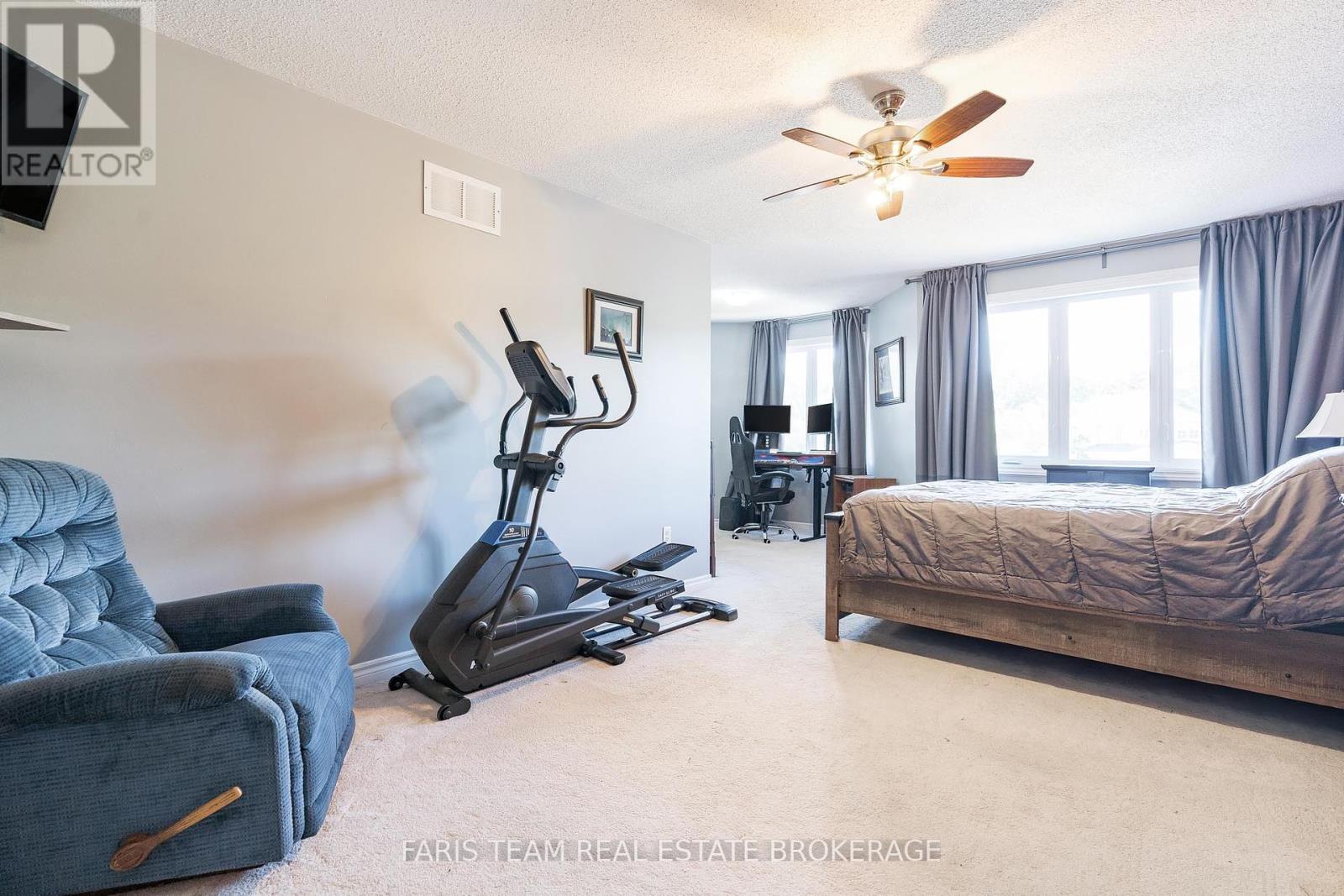 Photo 11 of 113 Ruffet Drive, Barrie ON