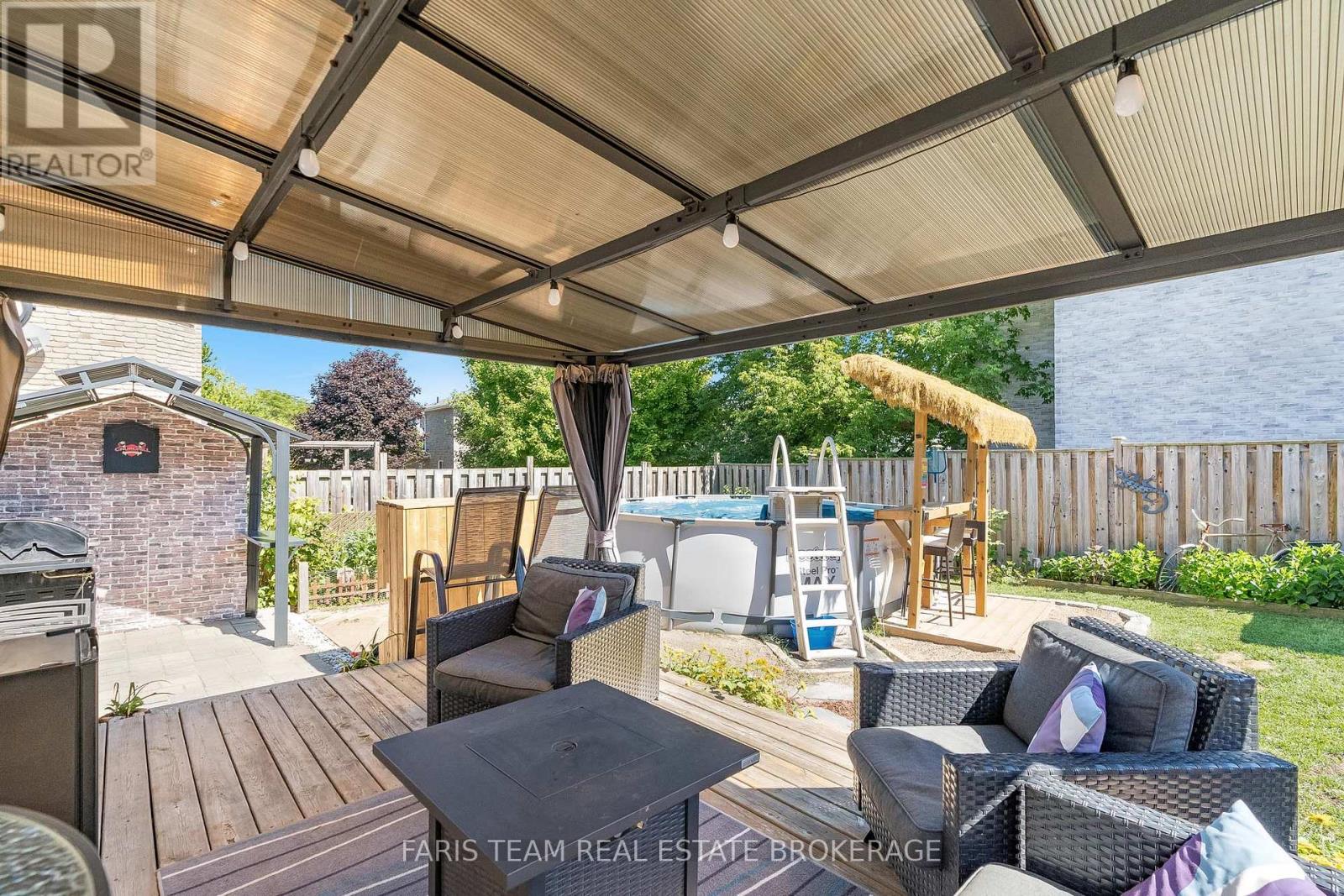 Photo 17 of 113 Ruffet Drive, Barrie ON