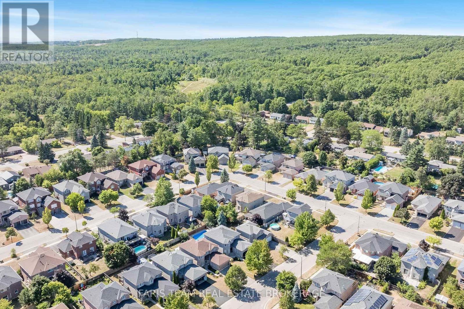 Photo 12 of 113 Ruffet Drive, Barrie ON