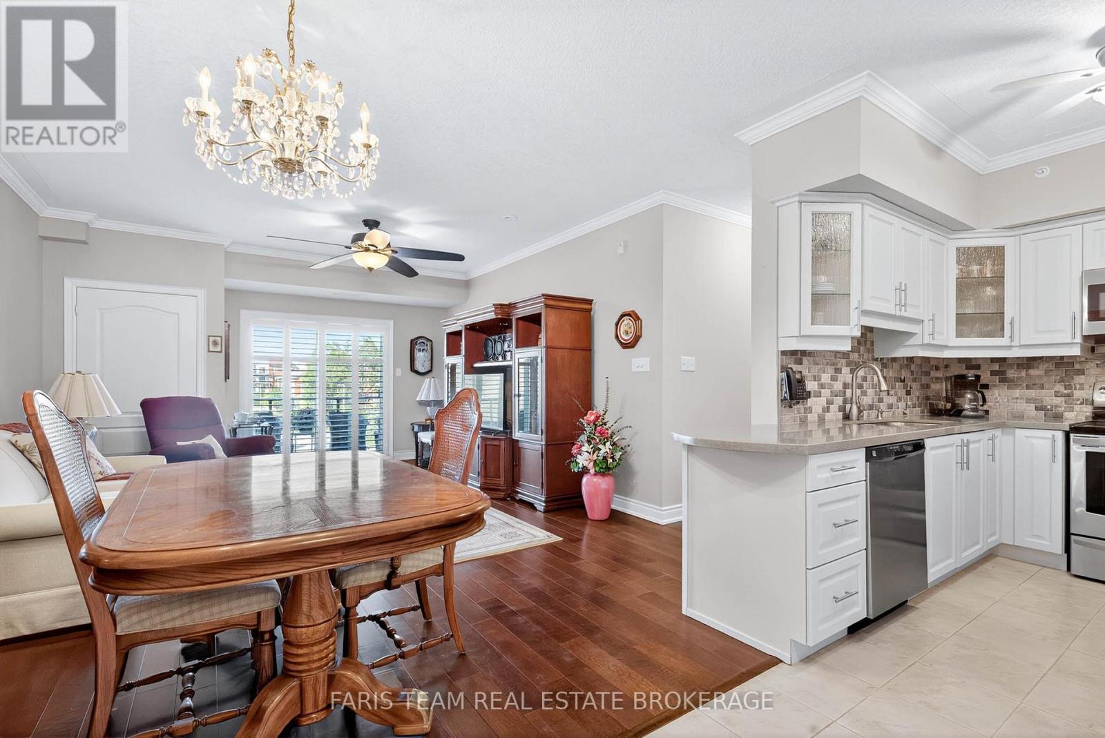 Photo 2 of 211 100 Dean Avenue, Barrie ON