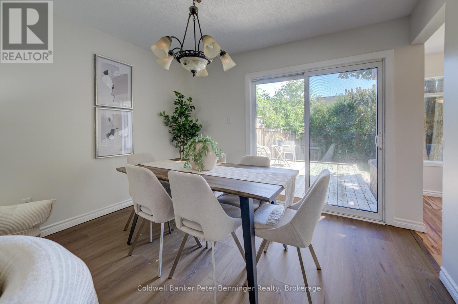 Photo 12 of 161 Satok Crescent, Milton ON